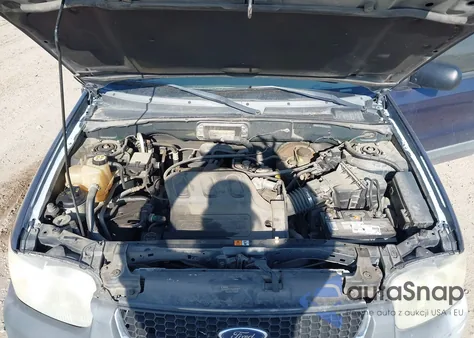 2004 Ford Escape Xlt z USA, uszkodzony, nr VIN 1FMYU93124KA18764